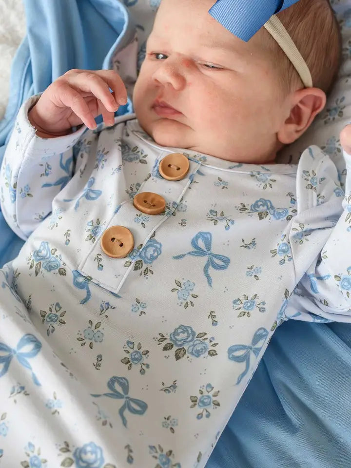 Newborn Baby Knot Gown & Hat Set | Tied in Blooms