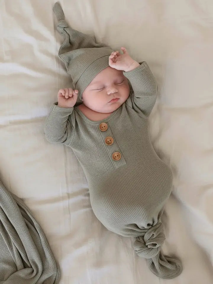 Eucalyptus Bamboo Waffle Newborn Baby Knot Gown & Hat Set