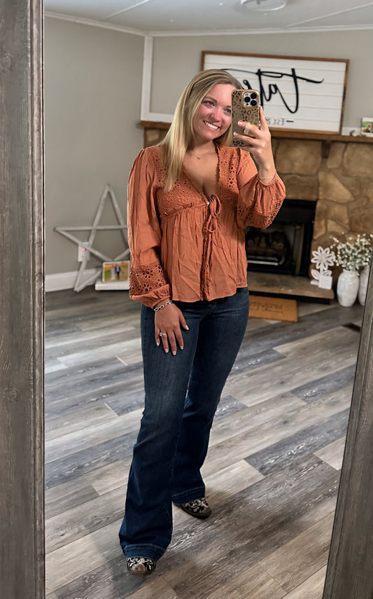 Golden Hour Eyelet Lace Top - Sienna