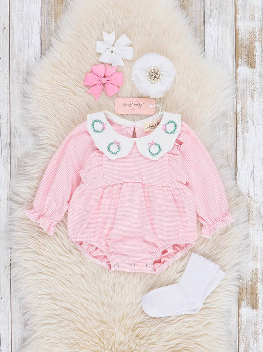 Pink Holiday Wreath Scallop Collar Bubble